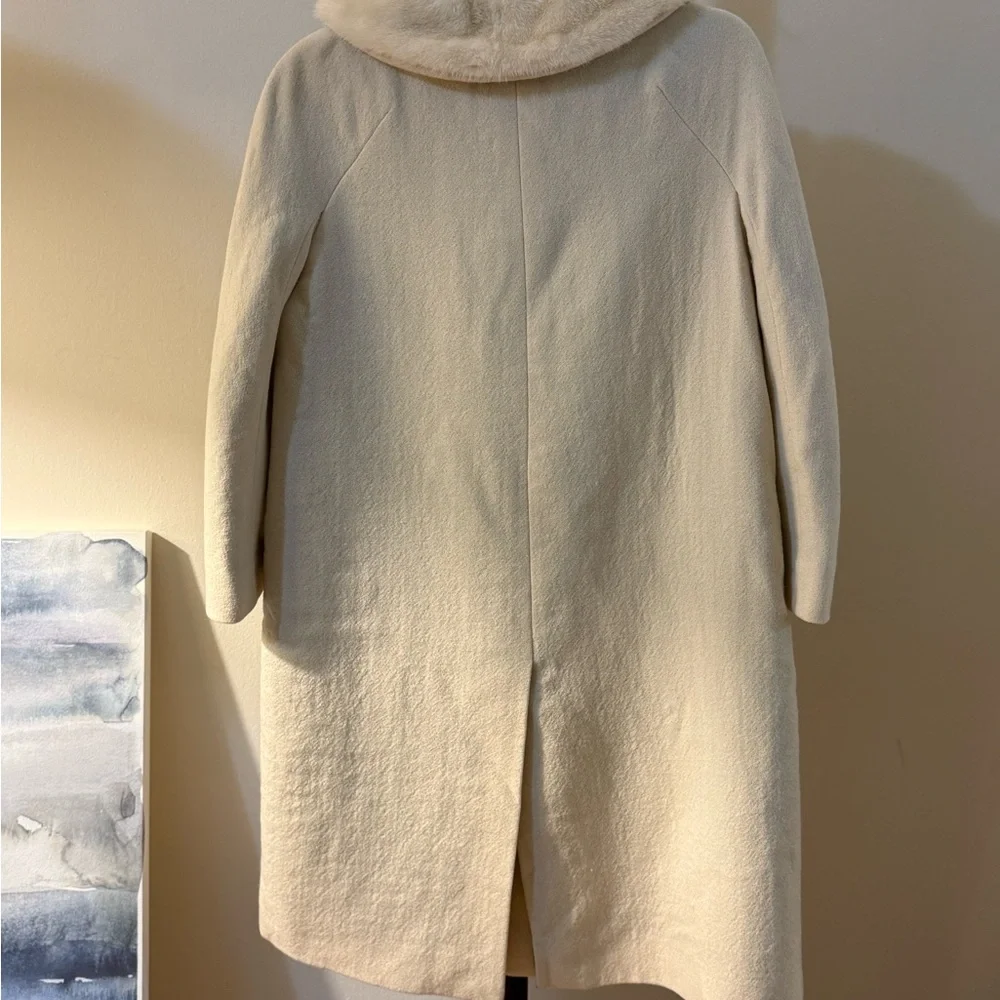 Vintage Moschino Ivory Cream white virgin wool crepe coat jacket mink collar 4 - Picture 3 of 13